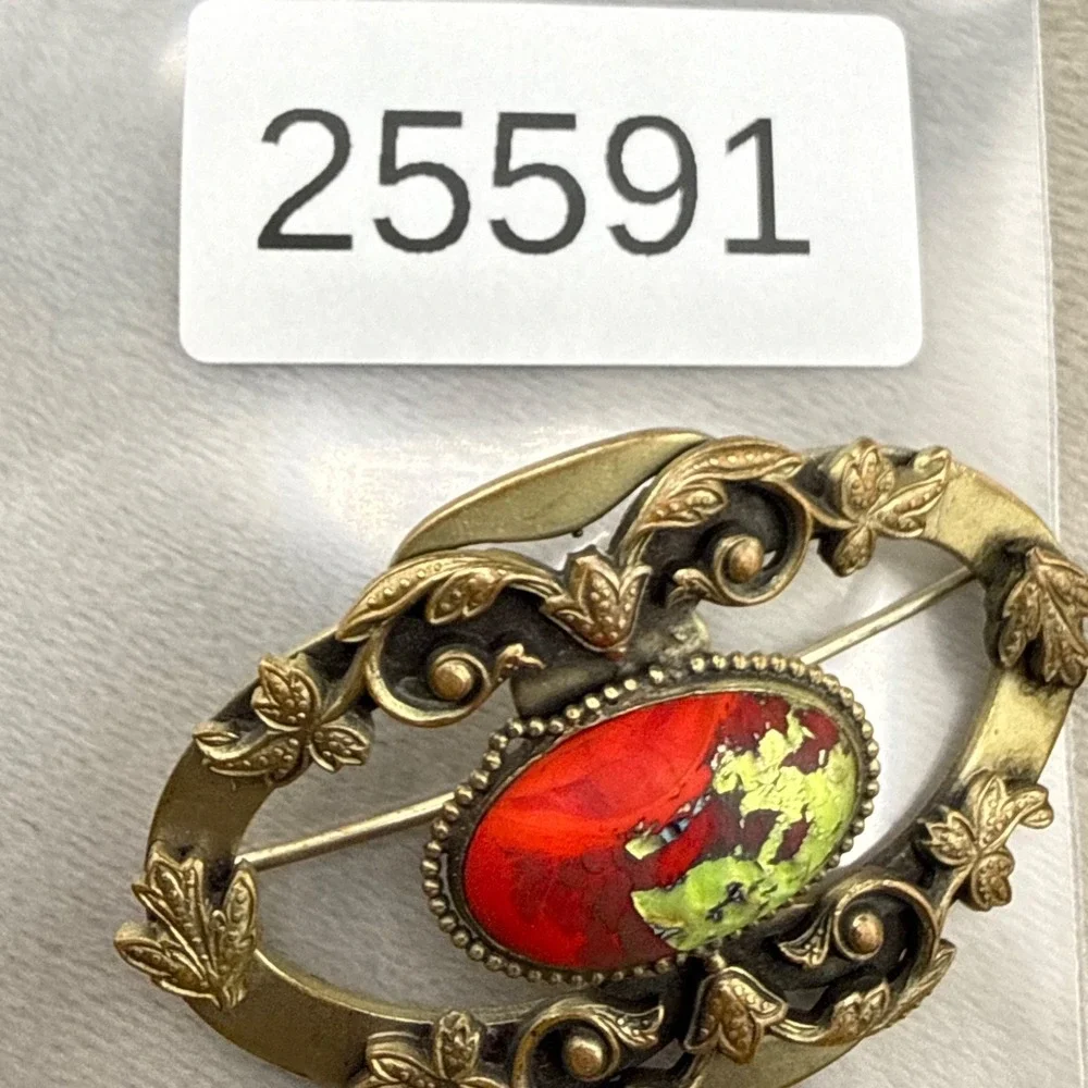 Vintage Victorian Czech Foil Art Glass Brooch‎ Sash Pin Red Green